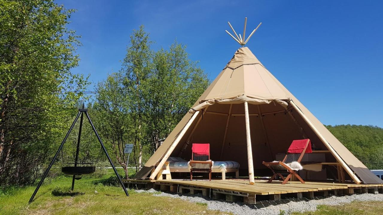 Fjallnaes Camping & Lodges Ostra Malmagen Exterior foto